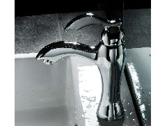 What is the structure and principle of a faucet