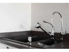 Pay attention to the raw materials when choosing faucets